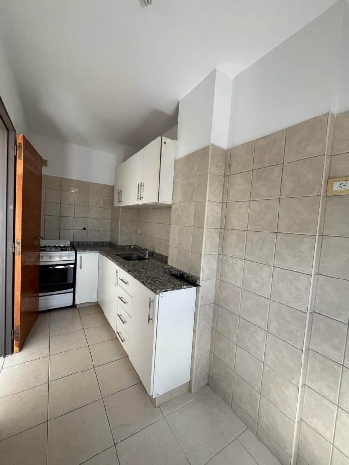 DEPARTAMENTO DUPLEX CENTRO - 1 DORM - 2 BAÑOS - TERRAZA CON ASADOR - APTO CREDITO