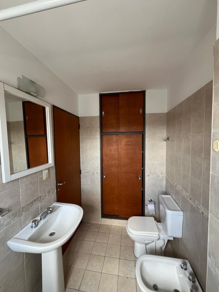 DEPARTAMENTO DUPLEX CENTRO - 1 DORM - 2 BAÑOS - TERRAZA CON ASADOR - APTO CREDITO
