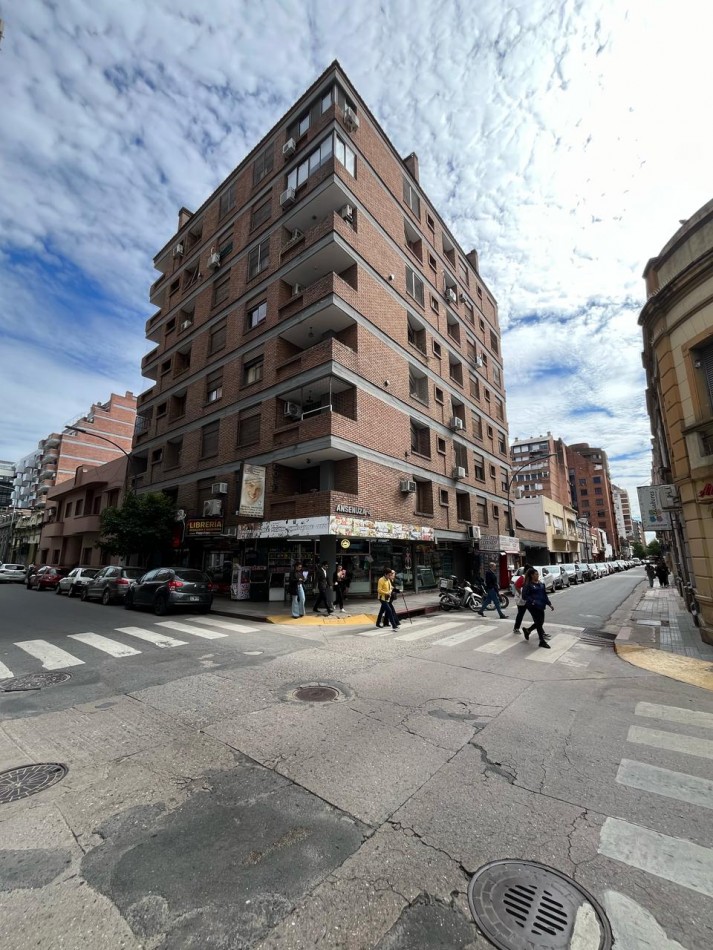 DEPARTAMENTO EDIFICIO ANSENUZA 4 - 3 DORMITORIOS - 2 BAÑOS - TERRAZA CON ASADOR - APTO CREDITO