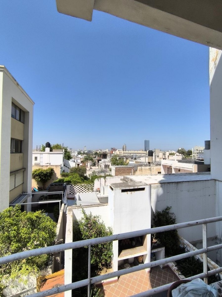 EXCLUSIVO DEPARTAMENTO EDIFICIO ROGGIO - B° COFICO - 5 DORMITORIOS - 4 BAÑOS - COCHERA