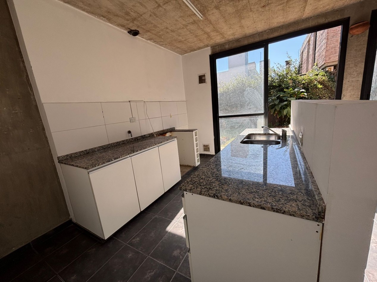 ESPECTACULAR DUPLEX BARRIO CERRADO LA CATALINA - 3 DORMITORIOS - 2 BAÑOS - APTO CREDITO