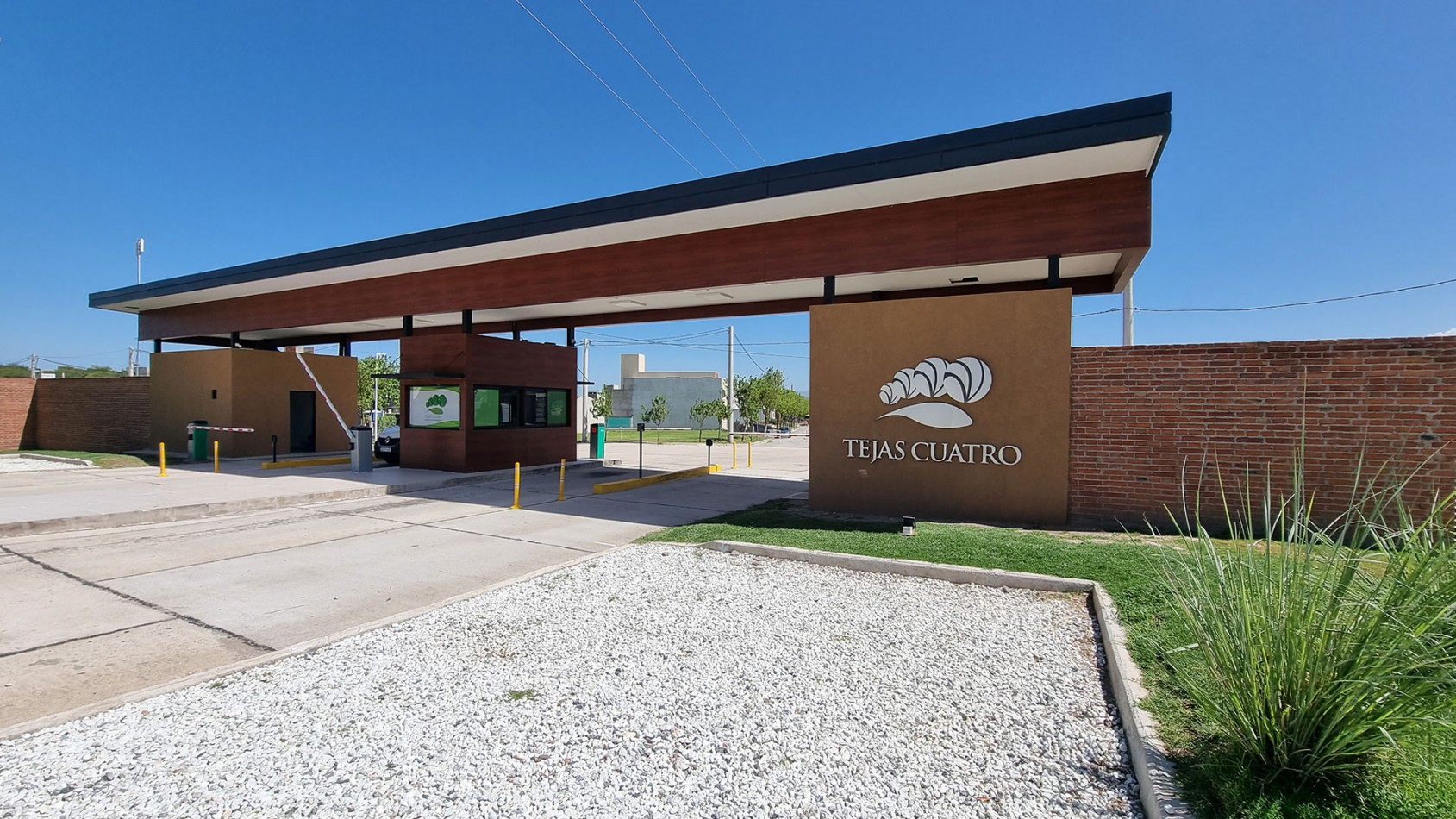 OPORTUNIDAD LOTE EN VENTA EN TEJAS CUATRO 350M2 SEGURIDAD 24HS 