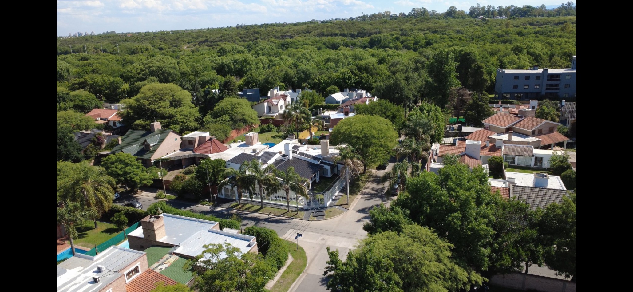 CASA EN VENTA VILLA BELGRANO IDEAL OFICINAS O CONSULTORIOS 2 DORMITORIOS SALA DE REUNION 200M2