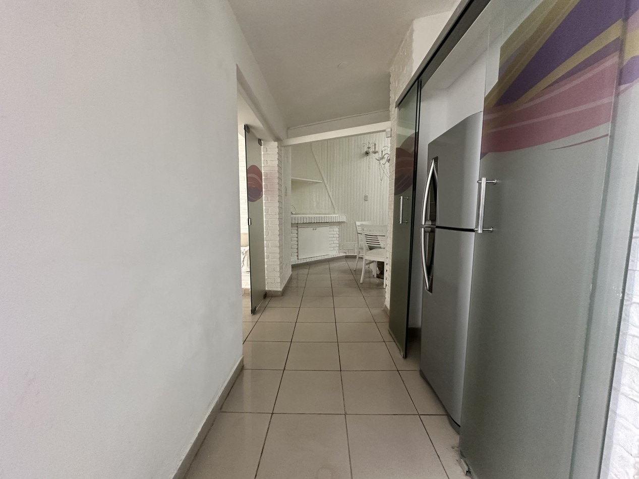 CASA EN VENTA VILLA BELGRANO IDEAL OFICINAS O CONSULTORIOS 2 DORMITORIOS SALA DE REUNION 200M2