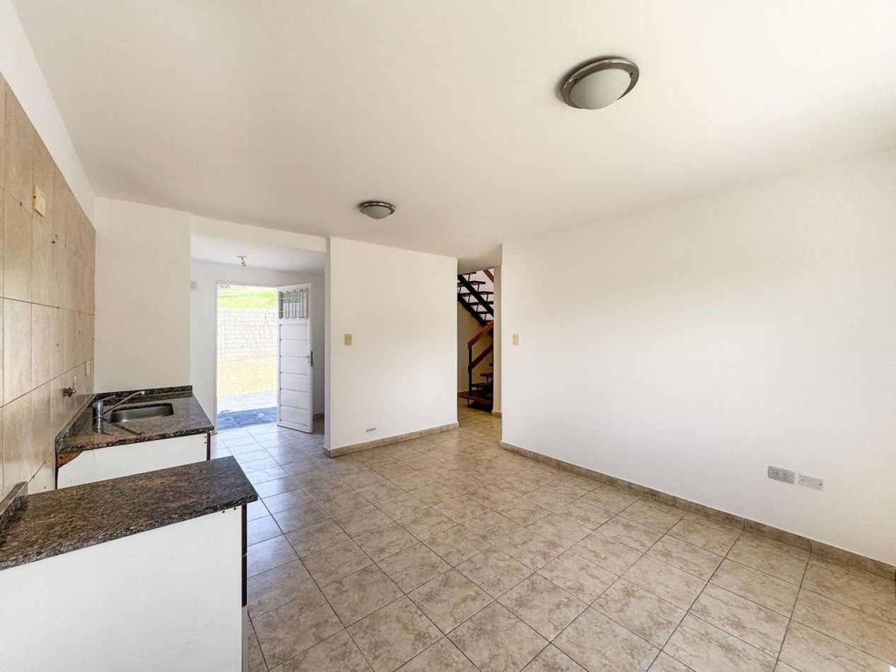 Casa en venta en complejo cerrado Los Algarrobos - Villa Allende | Apto credito