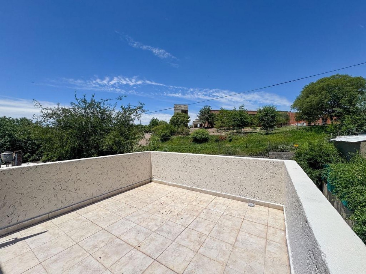 Casa en venta en complejo cerrado Los Algarrobos - Villa Allende | Apto credito