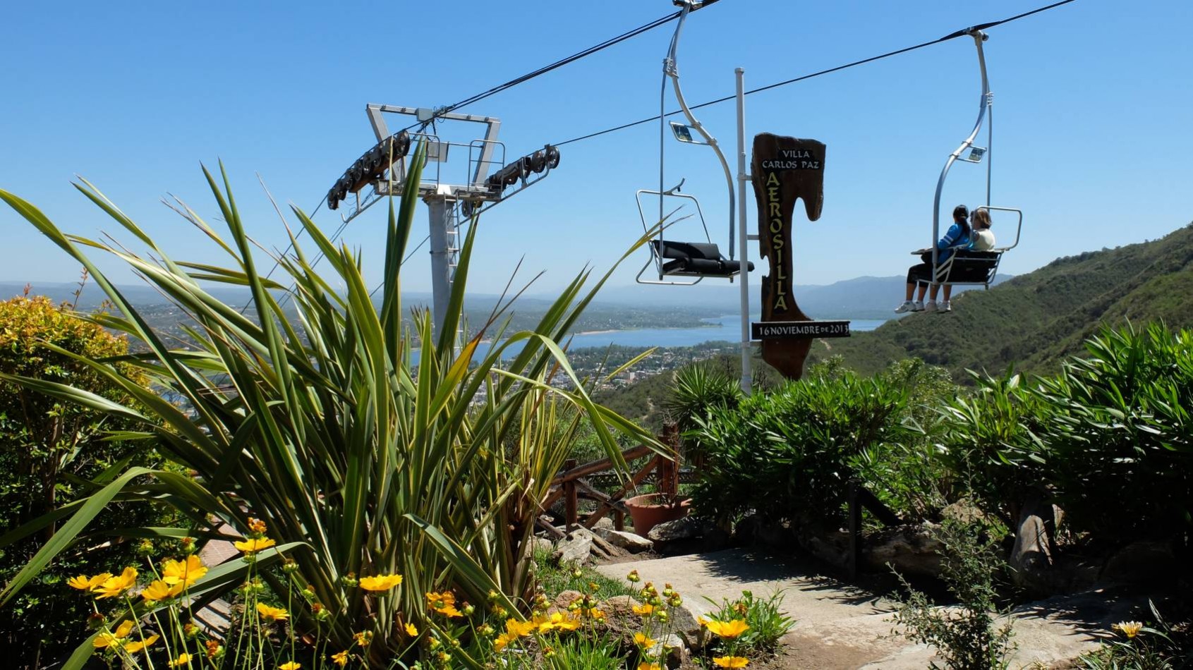 Lote en venta en Villa del Lago - Villa Carlos Paz - 700 m² con vista