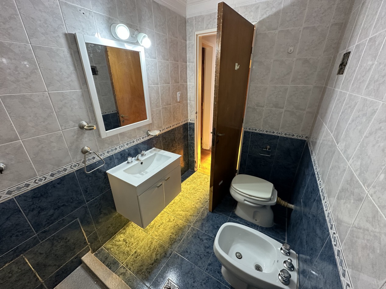 Oportunidad Casa en venta 3 dormitorios con pileta y quincho - Barrio Matienzo