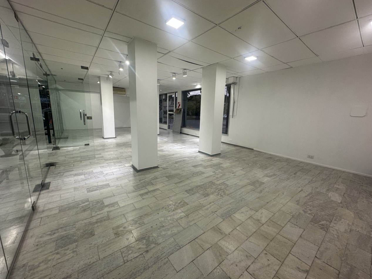 Local comercial en alquiler en galeria - 62 m² - Matienzo