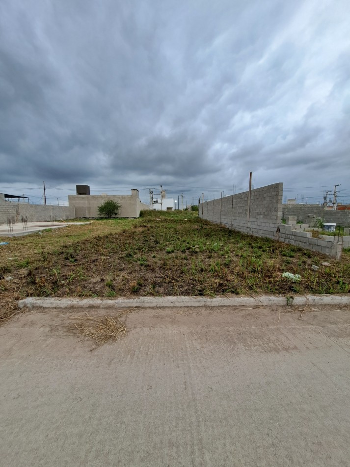 Lote en venta en Barrio SMATA 3 - 250 m² - Zona Sur