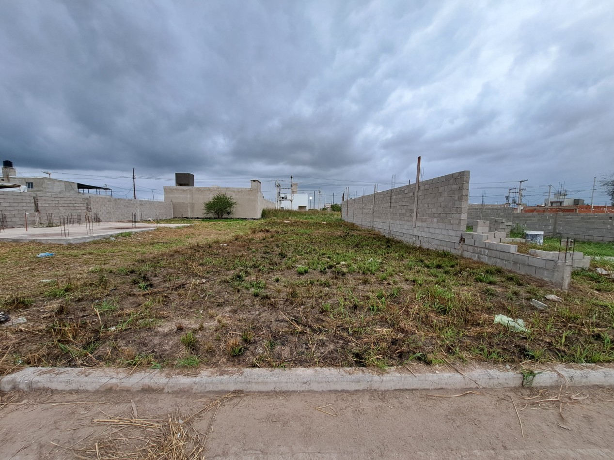 Lote en venta en Barrio SMATA 3 - 250 m² - Zona Sur