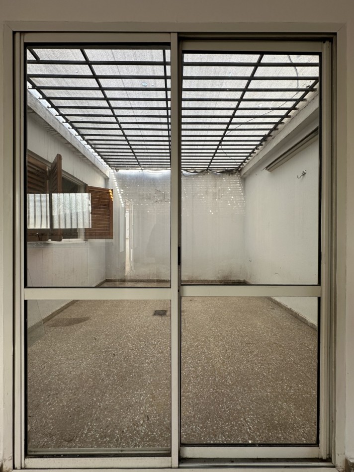 Oportunidad Casa en venta 3 dormitorios con pileta y quincho - Barrio Matienzo