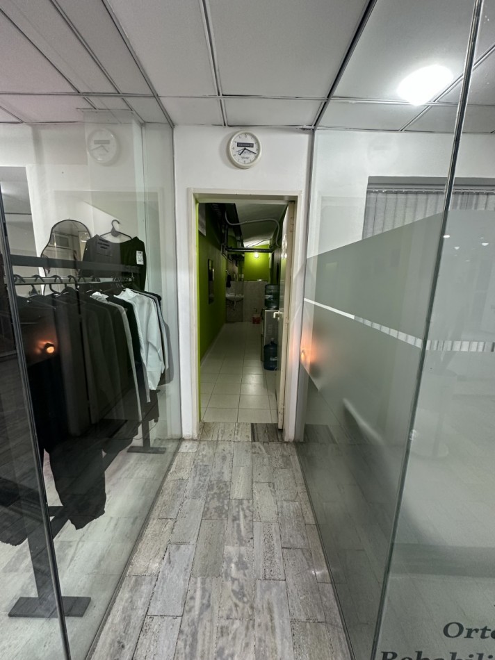 Local comercial en alquiler en galeria - 62 m² - Matienzo