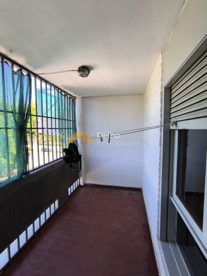 VENTA DEPARTAMENTO EN GENERAL PAZ 3 DORMITORIOS 2 BAÑOS COCHERA APTO CREDITO